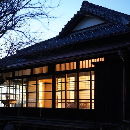 平野邸 Hayama Hotel ภายนอก รูปภาพ