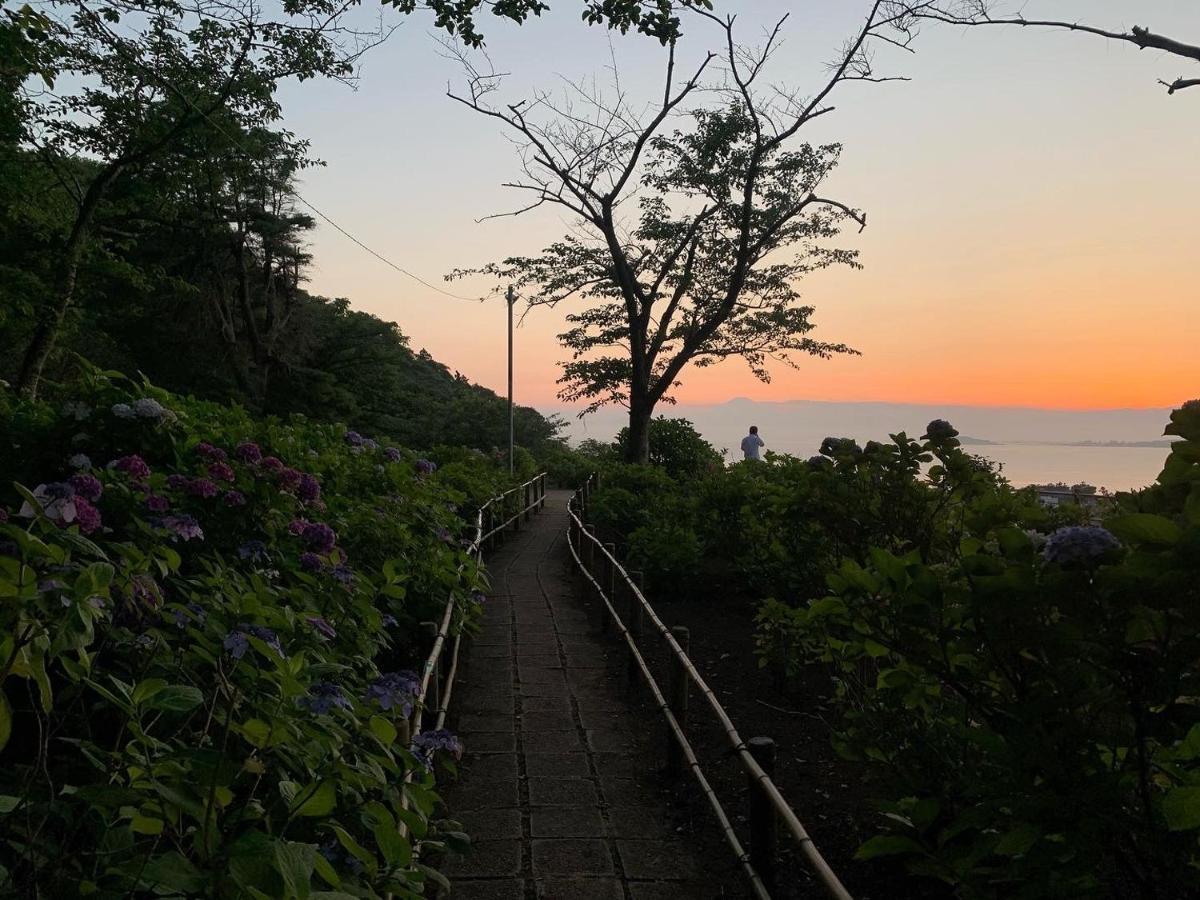 平野邸 Hayama Hotel ภายนอก รูปภาพ